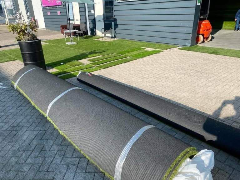 40mm Artificial Grass Rolls with Weed Protection Membrane Option