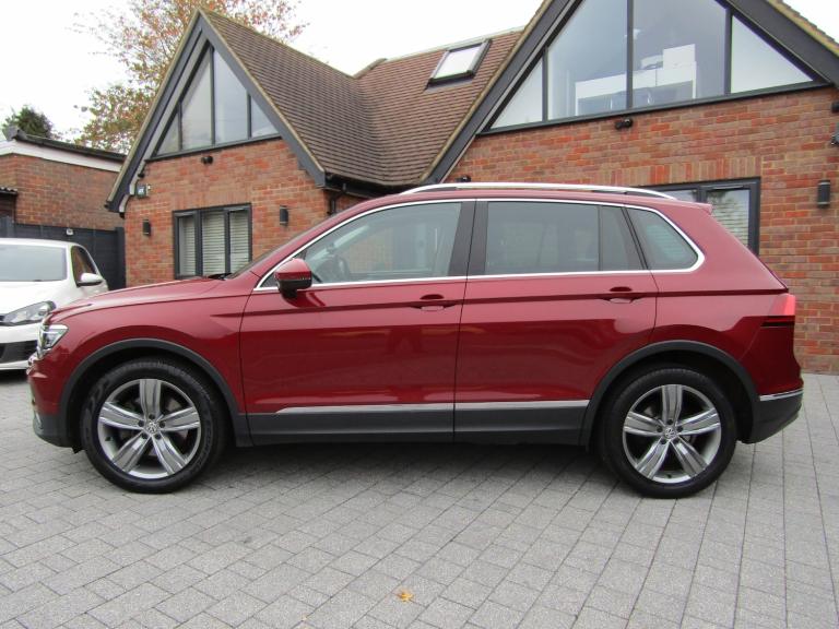 2017 Volkswagen Tiguan 2.0 TSi 180 4Motion SEL 5dr DSG ESTATE Petrol Automatic