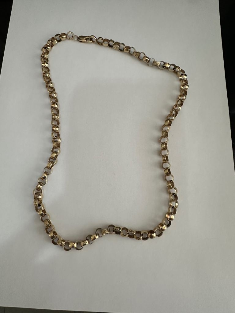 Gold bellcher chain weight around 39/40 grams 