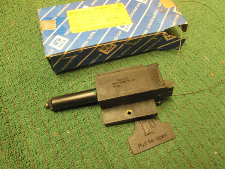 TATA Safari Fuel Flap Solenoid Tata  NEW Can Collect ST2 7NG 