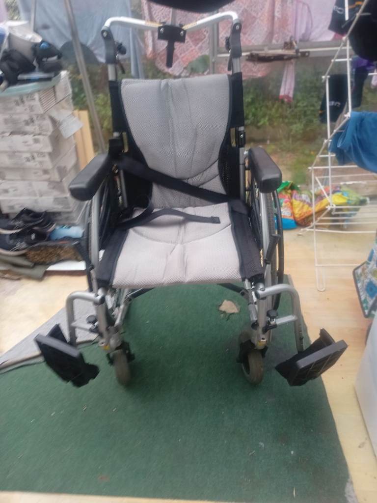 Karma Lightweight Self Propelled Folding Wheelchair as New Top the Range cost £750