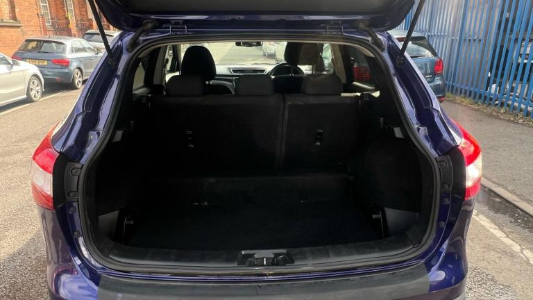 2017 Nissan Qashqai 1.5 dCi N-Connecta 5dr HATCHBACK Diesel Manual