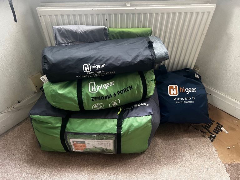 High Gear Zenobia Elite 6 Tent, Porch, Groundsheet, Carpet, Lots of tent pegs, mallet, hook up