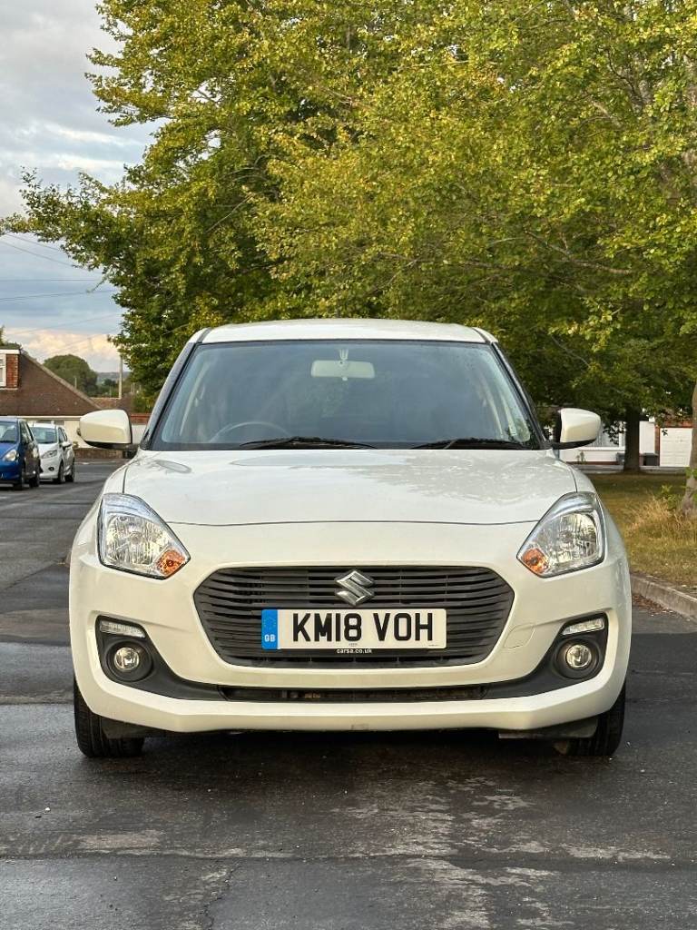 SUZUKI SWIFT SZ - T 1.0 BOOSTER JET PETROL MANUAL LOW MILEAGE 52,000 5DR WHITE TOP CONDITION
