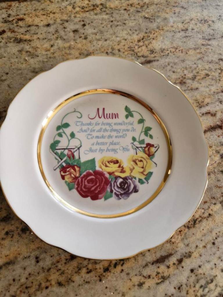 MUM PLATE