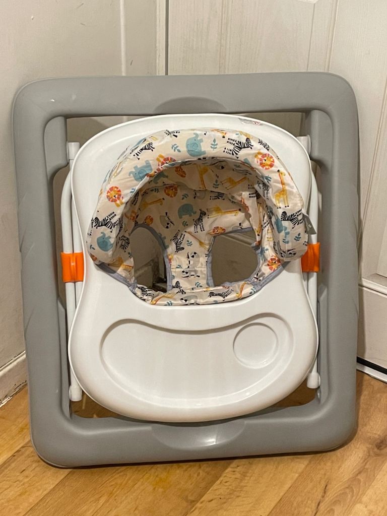 Baby walker £20