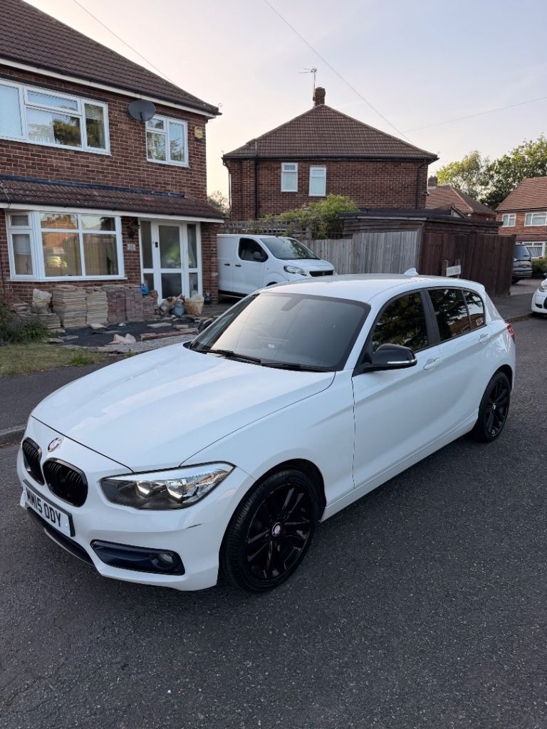 BMW, 1 SERIES, Sport Hatchback, 2015, Manual, 1598 (cc), 5 doors