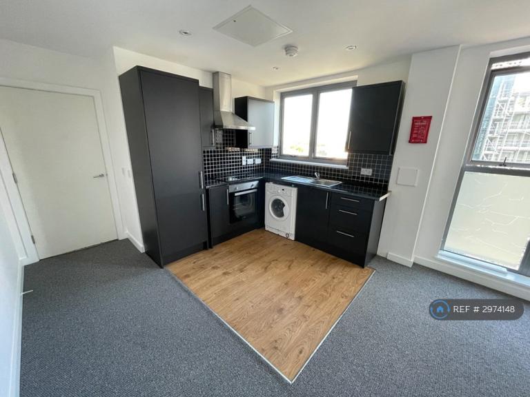 2 bedroom flat in Kingsley Mews, Ilford, IG1 (2 bed) (#2974148)