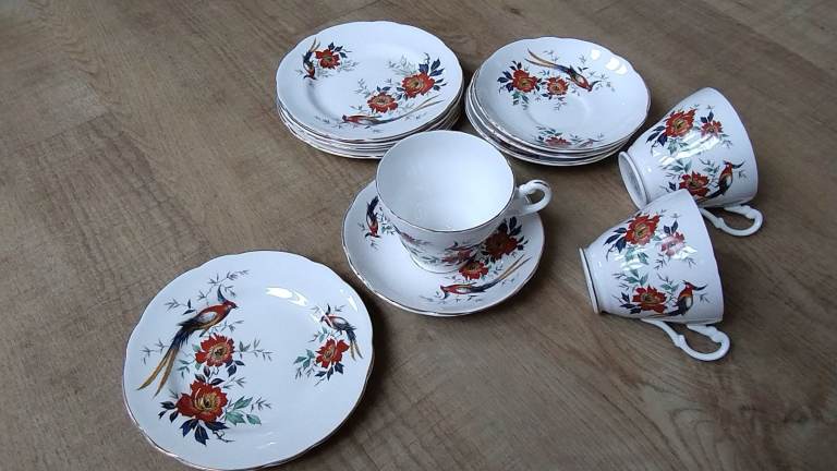 Vintage Springfield Bone China Tea Plates, Cups + Saucers  SS1 3HY