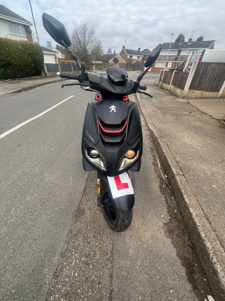 Peugeot, SPEEDFIGHT, 2017, 49 (cc)