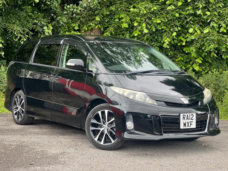 2025 Toyota Estima 2.4 PETROL Manual
