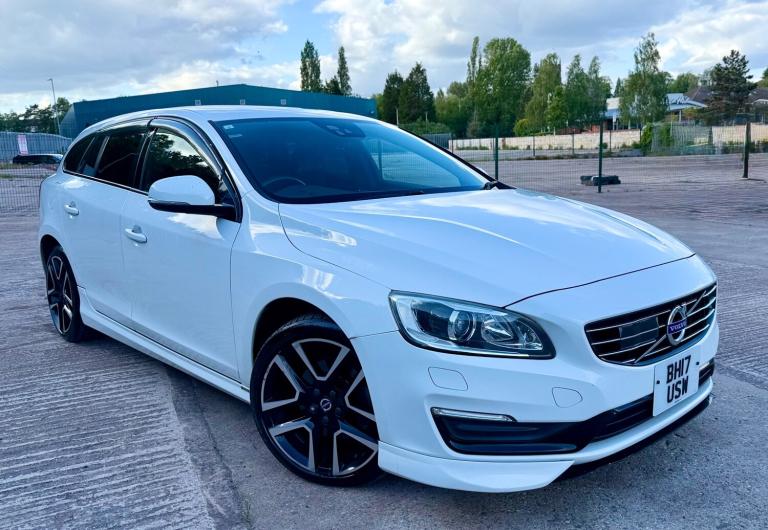 2026 Volvo V60 D4 [163] SE Nav 5dr Estate Diesel Automatic