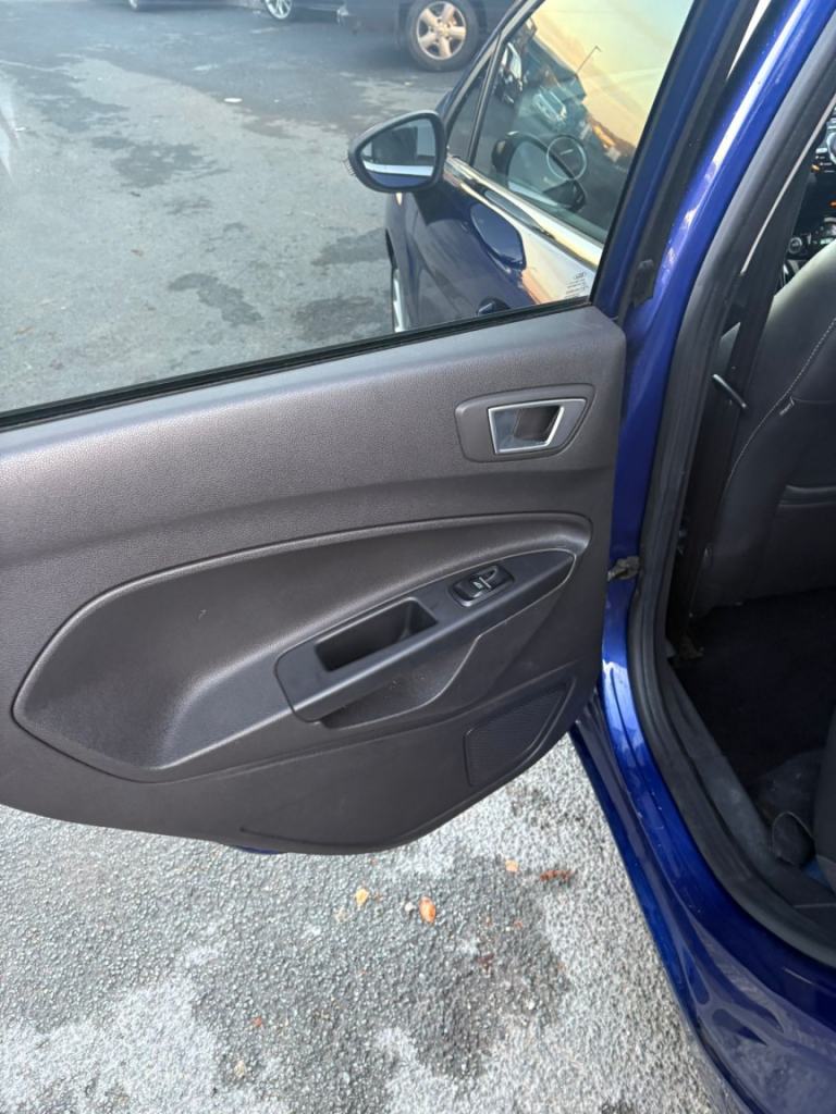 FORD FIESTA 1.0 T EcoBoost Titanium X 2015