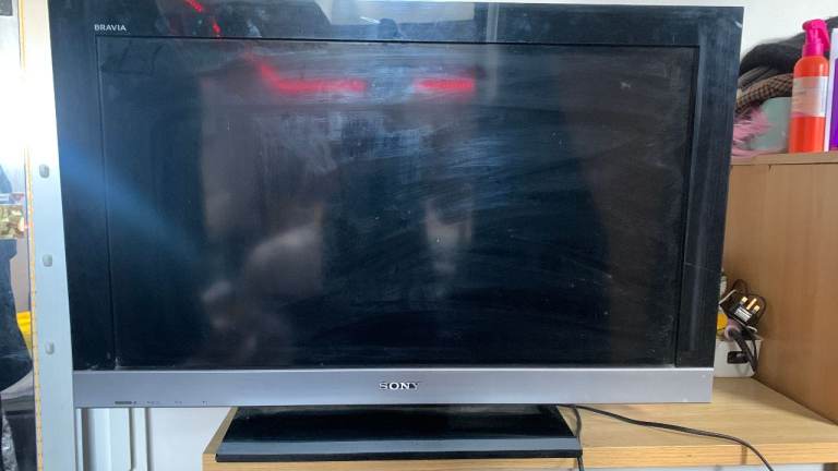 Sony Bravia LCD TV – Good Condition, Black/Silver