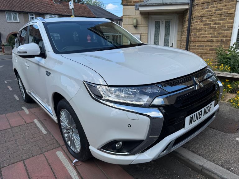 Mitsubishi, OUTLANDER, Estate, 2018, Other, 1998 (cc), 5 doors