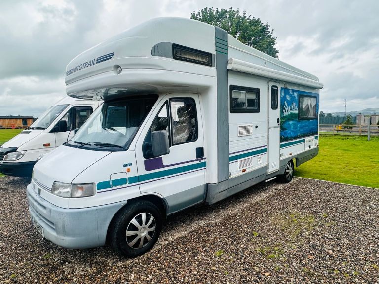 Auto Trail Scout motorhome 6 berth mot’d to Oct 
