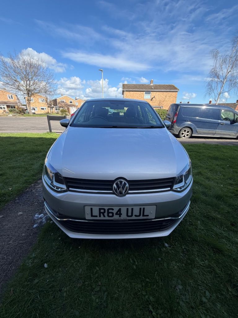 Volkswagen, POLO, Hatchback, 2014, Semi-Auto, 1197 (cc), 5 doors