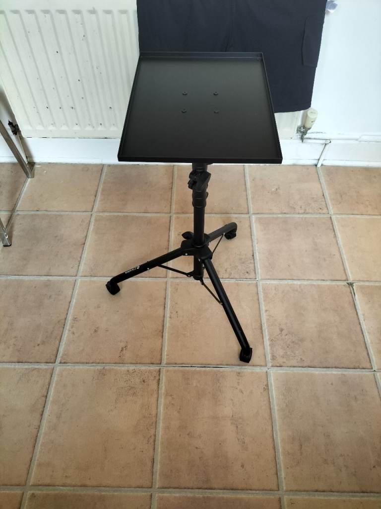 Adjustable Laptop/Projector Stand – Good Condition