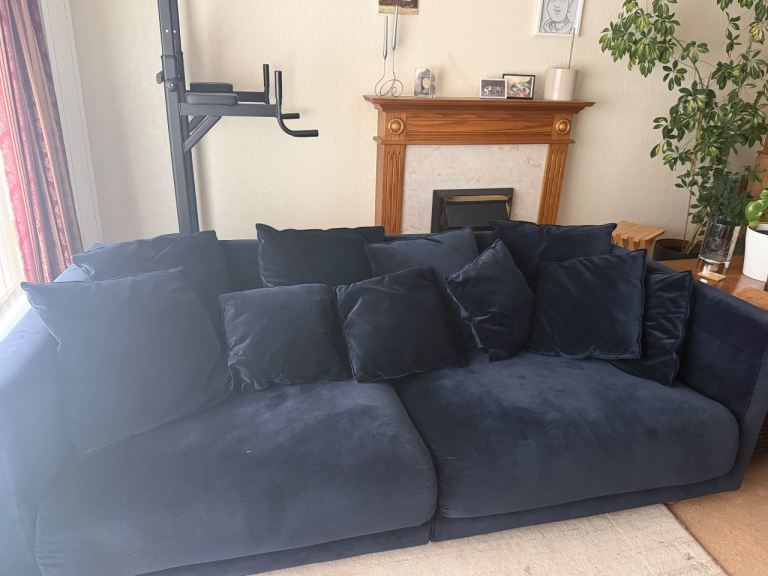Large Blue Velvet Sofa with Cushions – Good Condition
