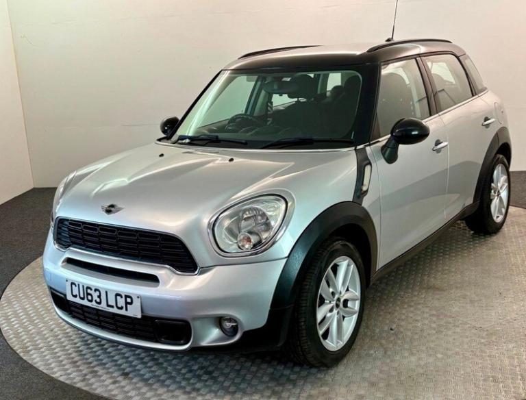 MINI Countryman COOPER SD AUTOMATIC 73k DOSSIER OF HISTORY AUTOMATIC 12 MTH MOT