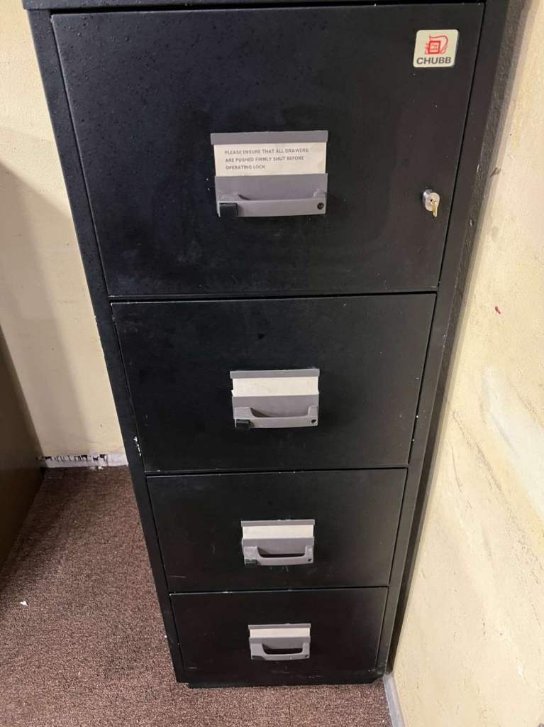CHUBB 4 drawer fireproof filing cabinet (4972)