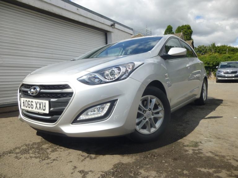 HYUNDAI I30 1.6 CRDI BLUE DRIVE SE 108 BHP 5DR EURO6 ULEZ COMPLIANT 2016