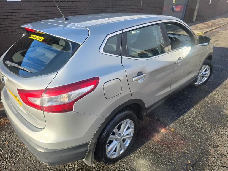 2014 Nissan Qashqai 1.2 DiG-T Acenta 5dr HATCHBACK Petrol Manual