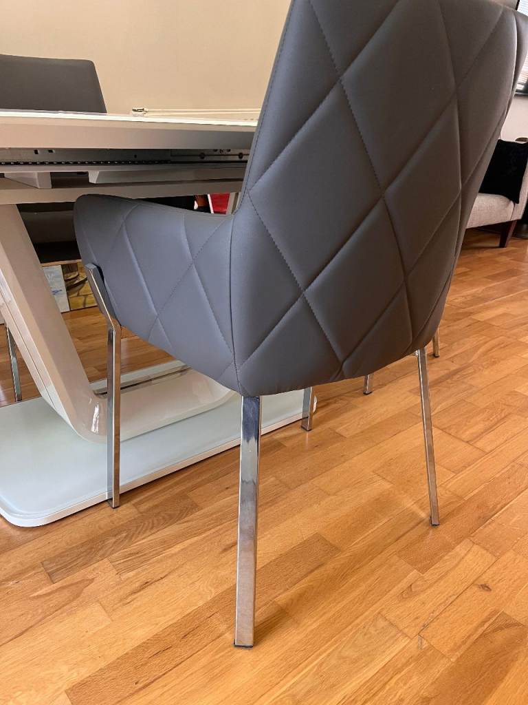 🤍 Beautiful White Dining Table & 4 Grey Chairs – Seats 6–8, £300.00 for ...