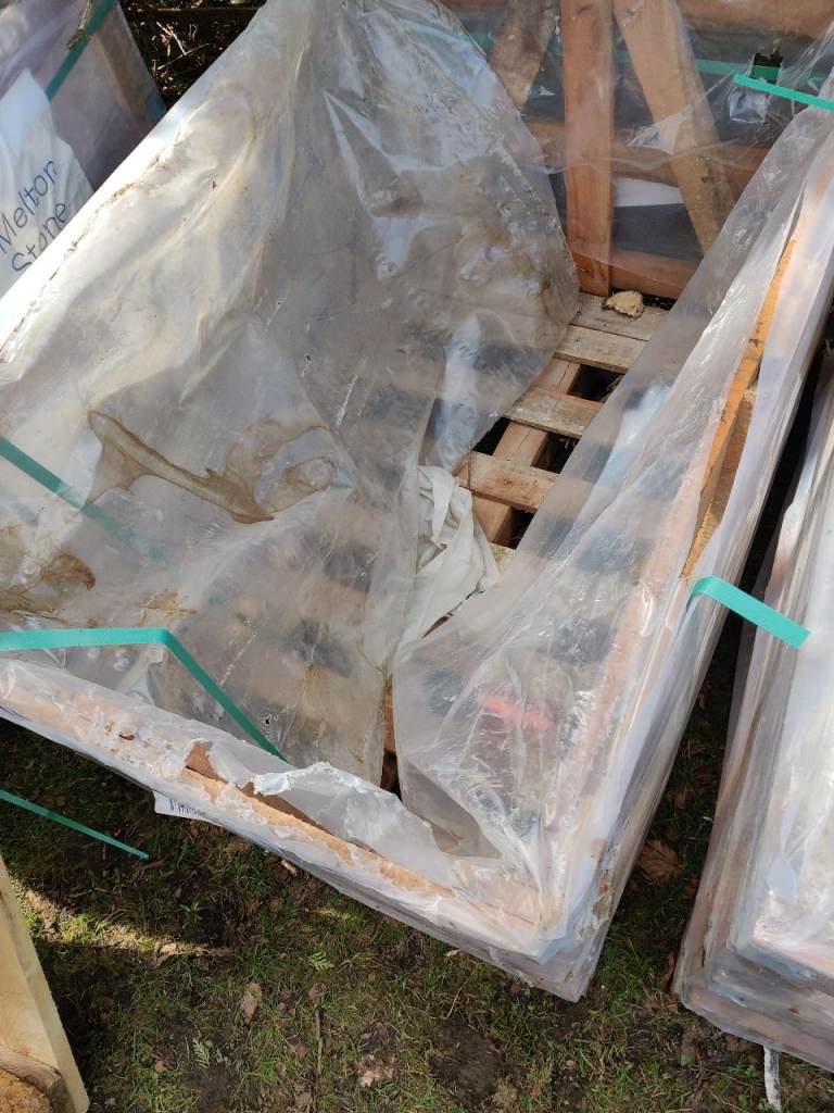 Wooden crates pallets 