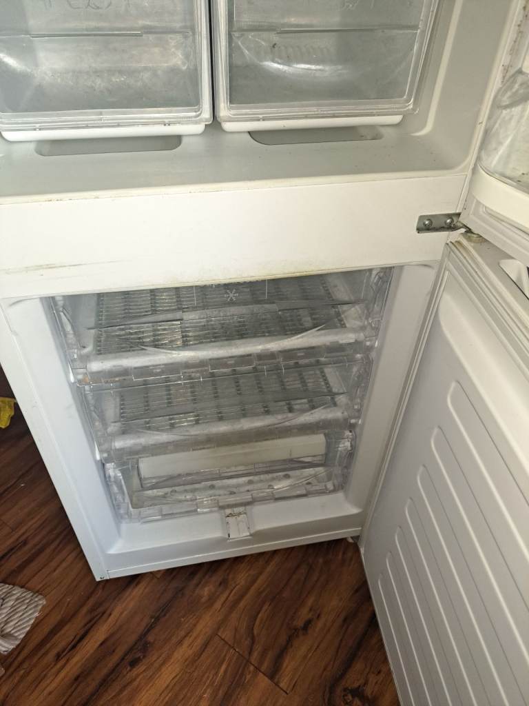 5ft fridge freezer for sale