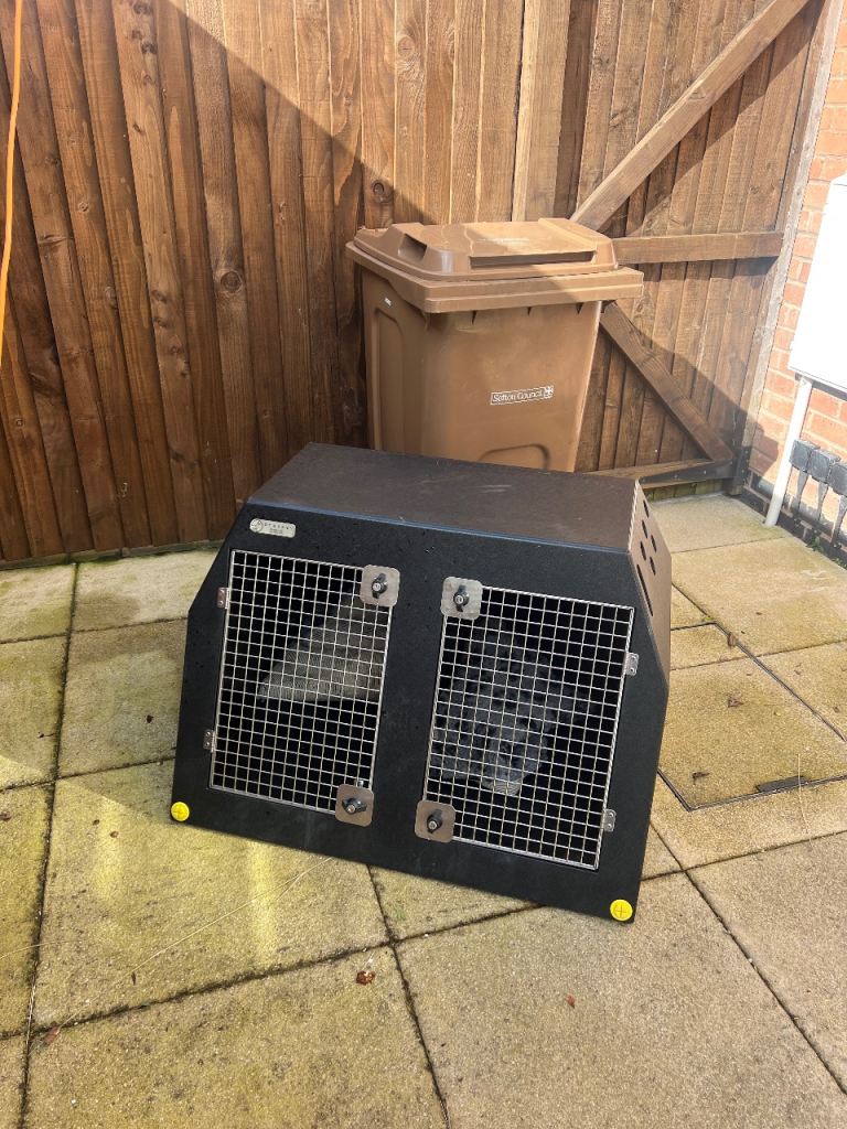 DT dox crate for 2 dogs