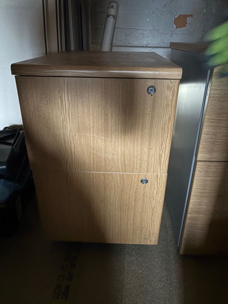 Wooden effect filing cabinets 