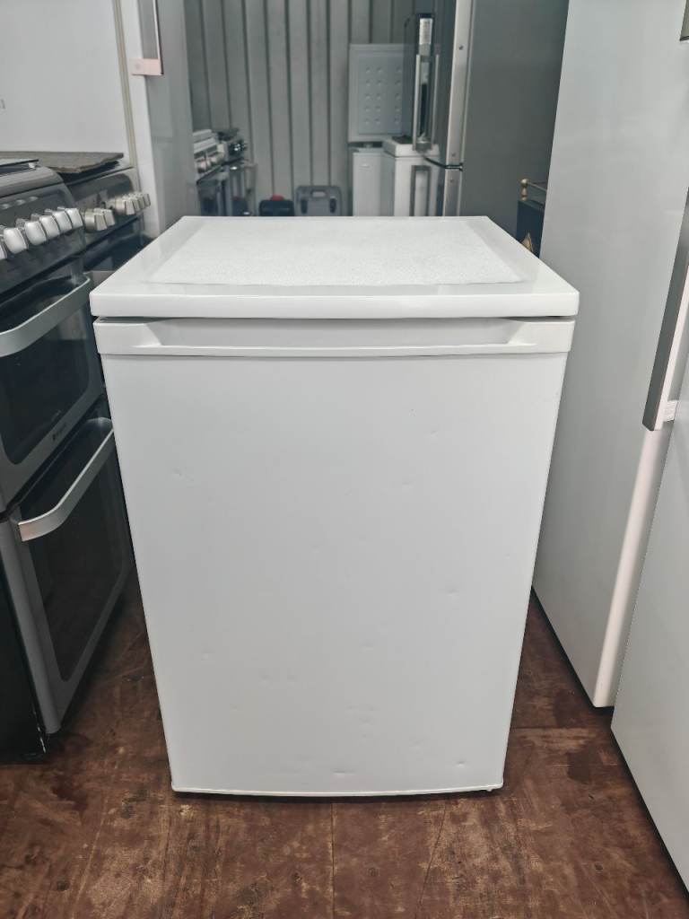 Curry's Under bench freezer 