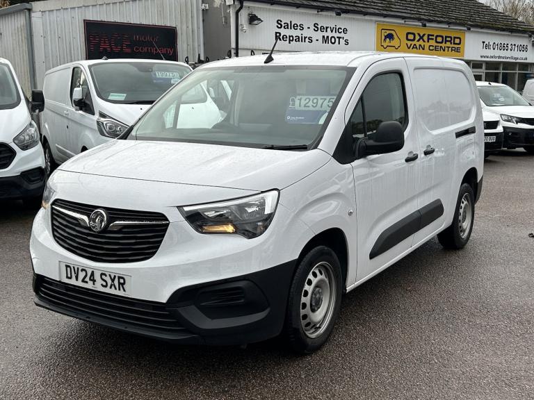 VAUXHALL COMBO 1.5 Turbo L2 2300 Prime +Â