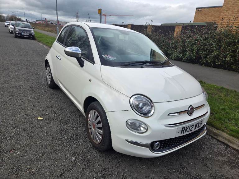 Fiat 500 1242cc 2012 very low miles 2 keys service history £35 road tax
