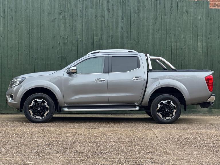 2020 Nissan Navara 2.3 dCi Tekna Auto 4WD Euro 6 4dr PICK UP Diesel Automatic