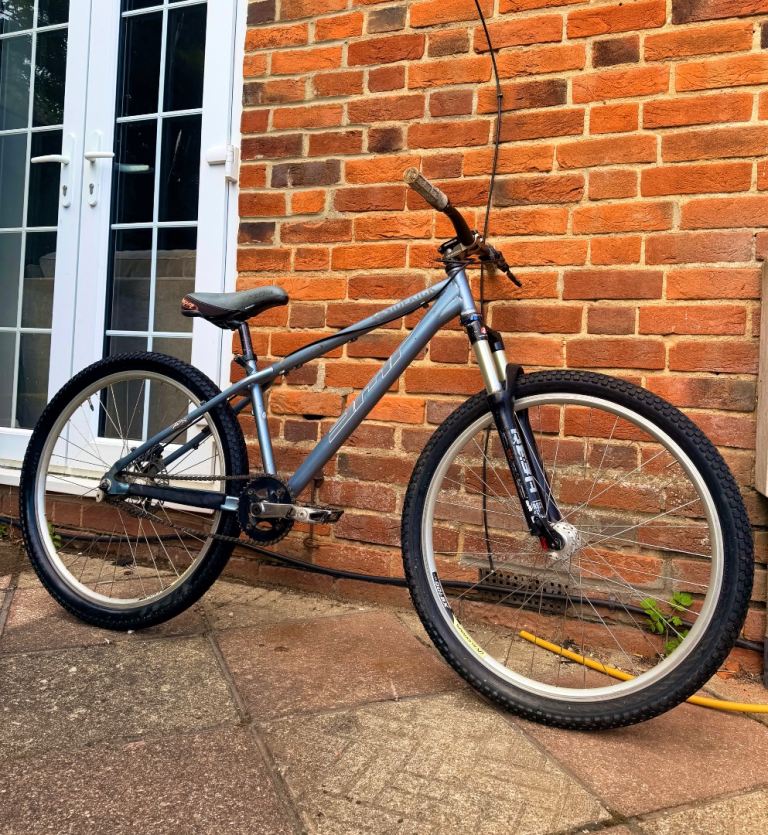 DMR Dirt Jumper Bike- 26inch Wheels - Rox Shox Forks Upgraded Stem READY TO RIDE