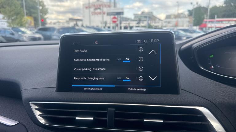 2019 Peugeot 3008 1.2 PureTech Allure EAT Euro 6 (s/s) 5dr SUV Petrol Automatic