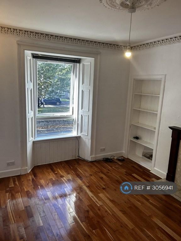 1 bedroom flat in Newhouse, Stirling, FK8 (1 bed) (#3056941)