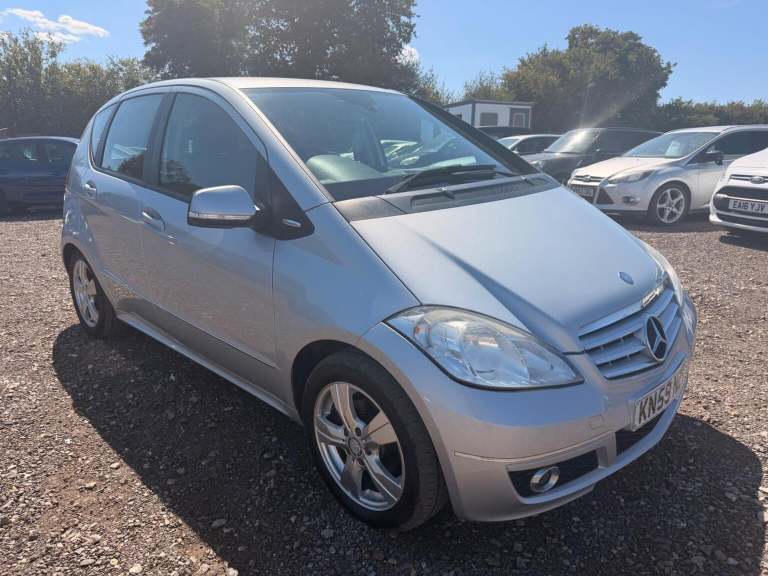 MERCEDES-BENZ A CLASS 2.0 A180 CDI Avantgarde SE CVT 5dr (silver) 2009