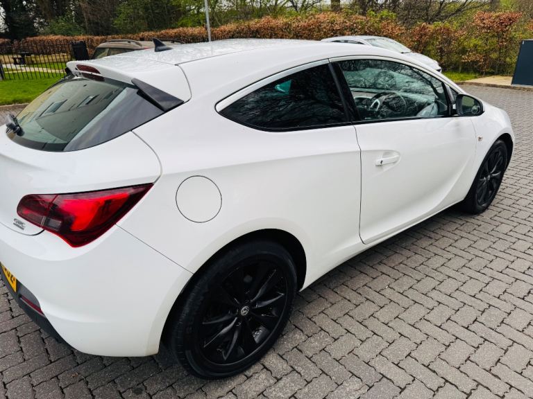 2013  VAUXHALL ASTRA GTC 1.4 T SPORT 140 SRI Coupe  PETROL - 68,000 MILES -  MOT- APRIL 2027 