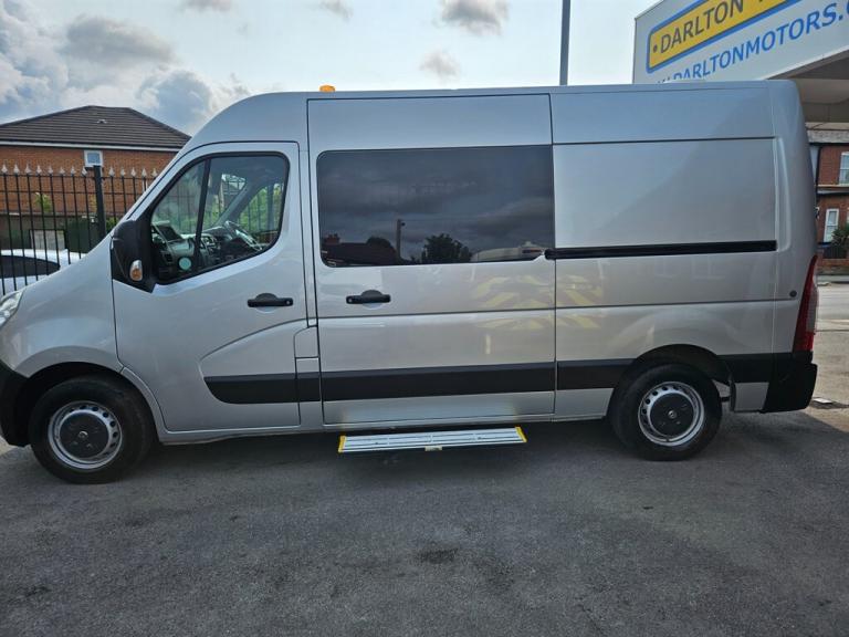 2018 Vauxhall Movano L2H2 F3500 P/V * crewcab * ideal camper van*.Direct M.O.D BIG SPEC!! Double ...