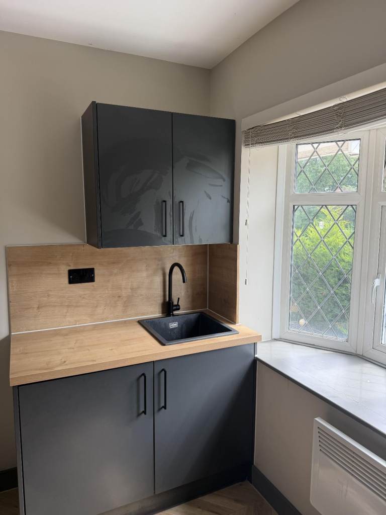 DSS ACCEPTED - Studio Flat Available in London Rd, Ewell, Epsom KT17