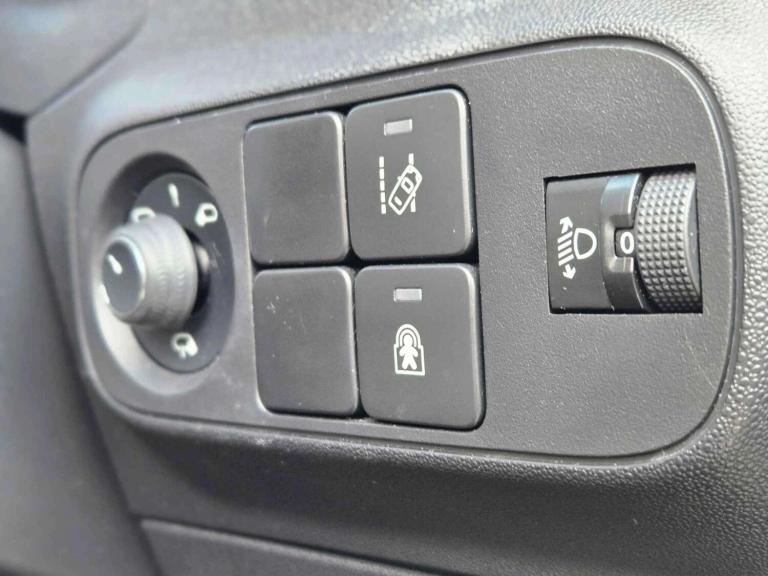 2019 Citroen C3 1.2 PureTech Feel Nav Edition Euro 6 (s/s) 5dr HATCHBACK Petrol Manual