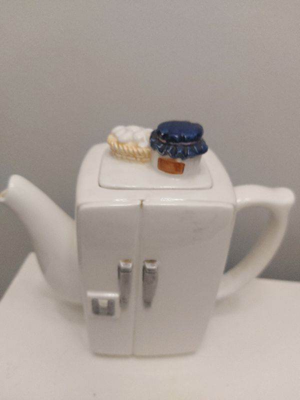Novelty Fridge Freezer Teapot Porcelain Ceramic Novelty Teapot Kitchen Decor 