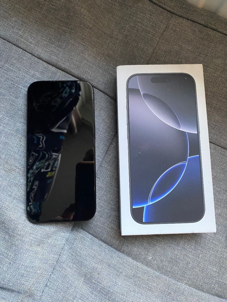 Apple iPhone 16 pro 256gb black