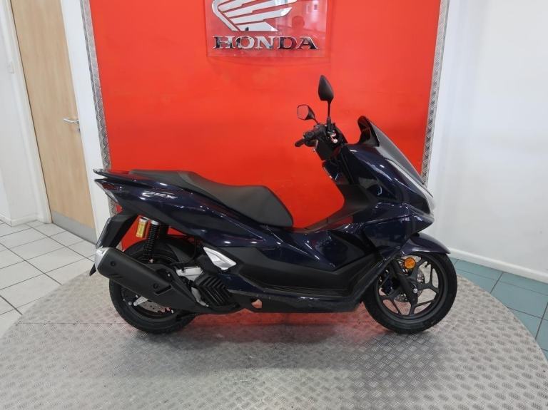Brand new Honda PCX125 DX
