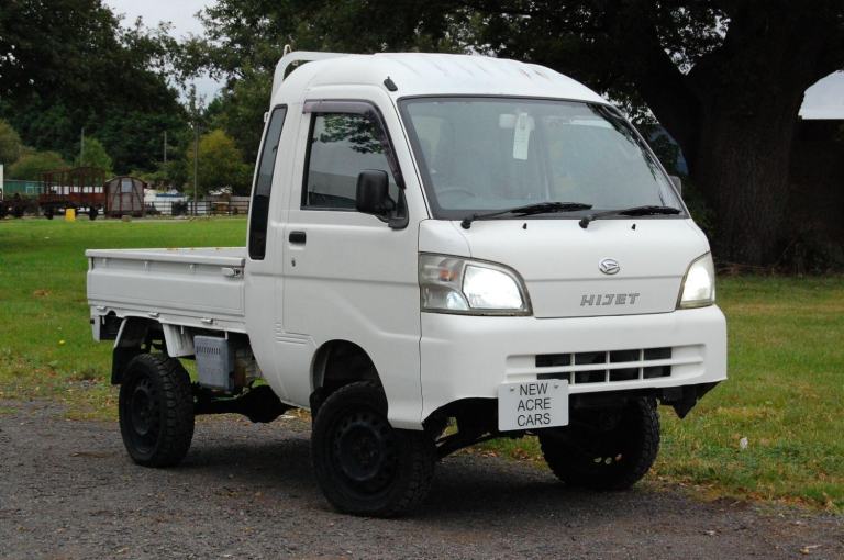 DAIHATSU HIJET  White Manual Petrol 2008