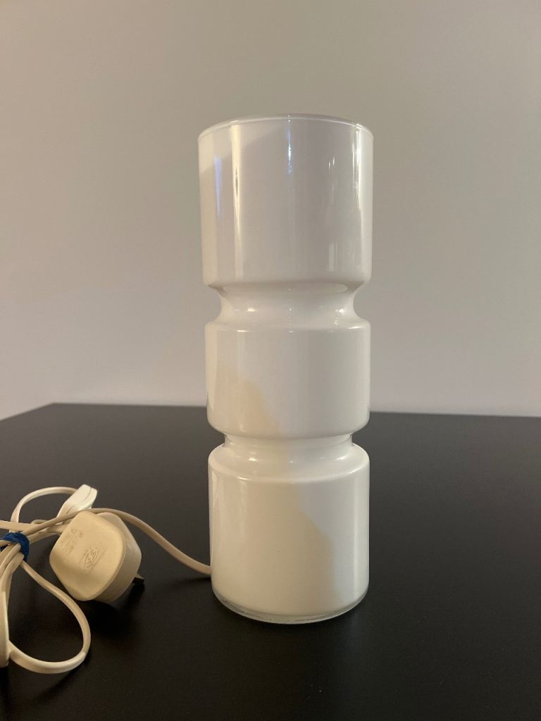 Vintage Habitat Fitz White Milk Glass Table Lamp - Mid Century Style Retro - Very Good Condition