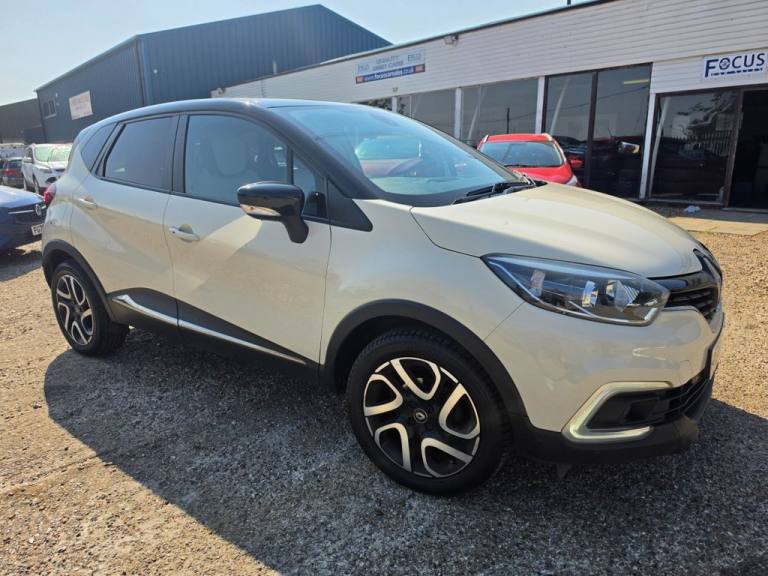2018 68 RENAULT CAPTUR 0.9 TCE ENERGY ICONIC SUV 5DR PETROL MANUAL EURO 6 (S/S)
